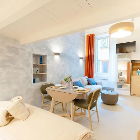 New- Cozy -4 Guests - Air Conditioning